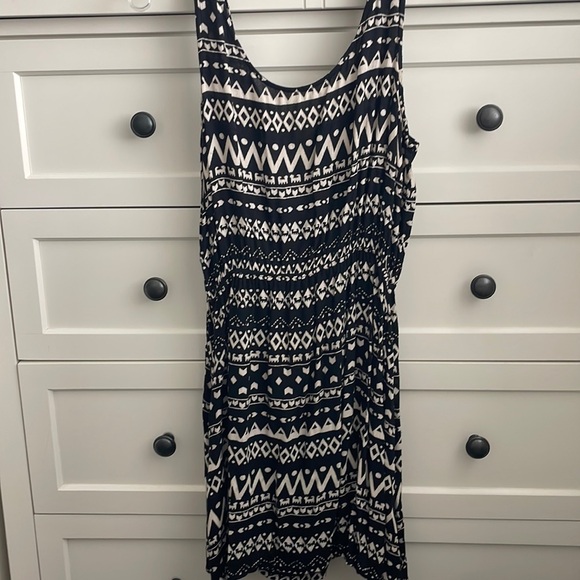 Patrons of Peace Women’s Black Tribal Print Dress w/ Back Cut Out - Size Medium - Picture 1 of 9